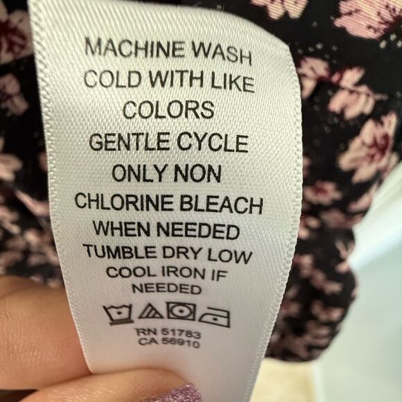 Maurice's Black and Pink Floral Rayon Dress NWT Size M - Picture 13 of 13